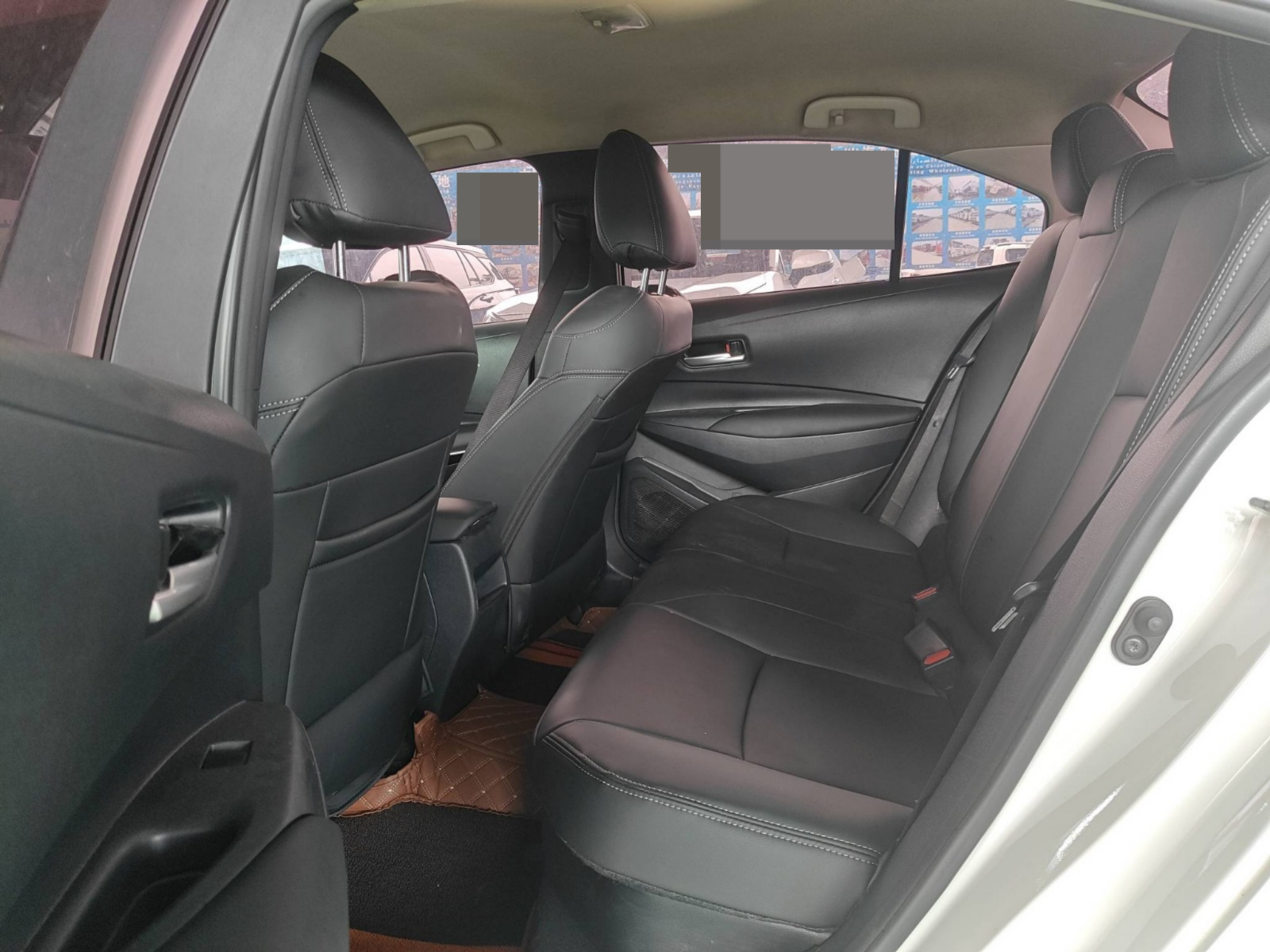 2023 Toyota Corolla Hybrid — photo 8