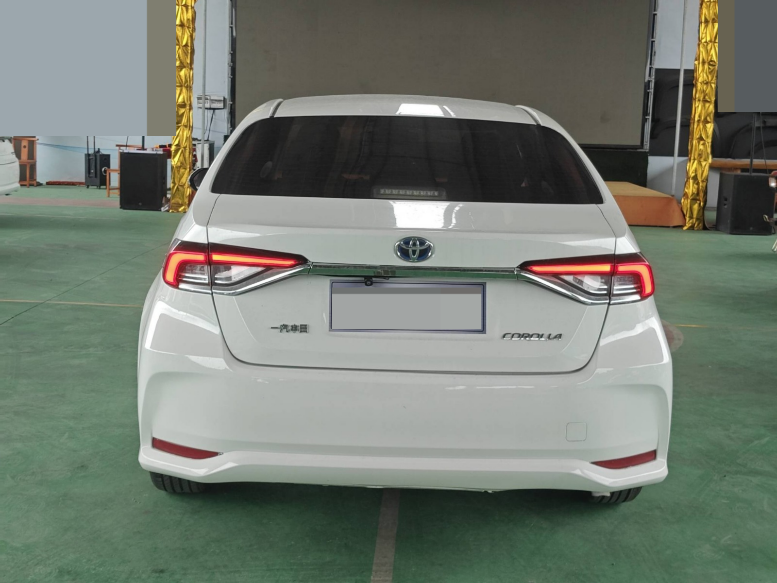 2023 Toyota Corolla Hybrid — photo 10