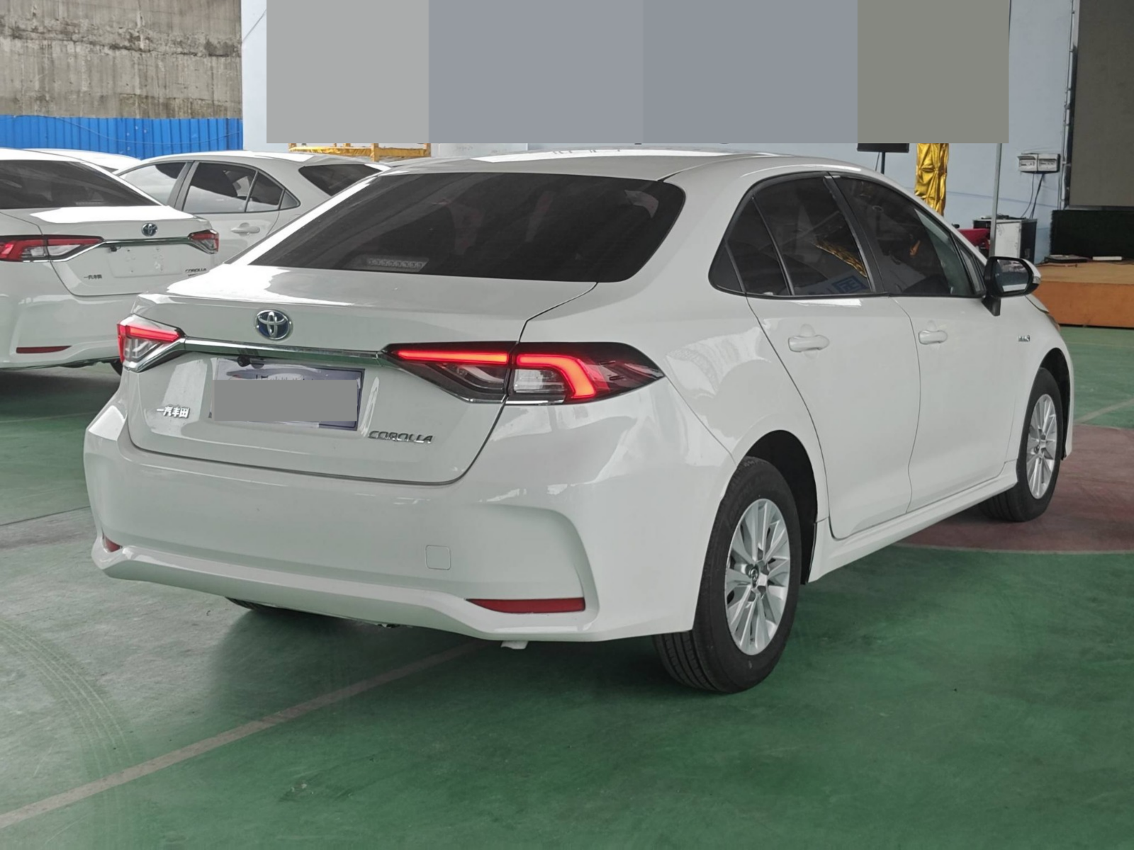 2023 Toyota Corolla Hybrid — photo 11