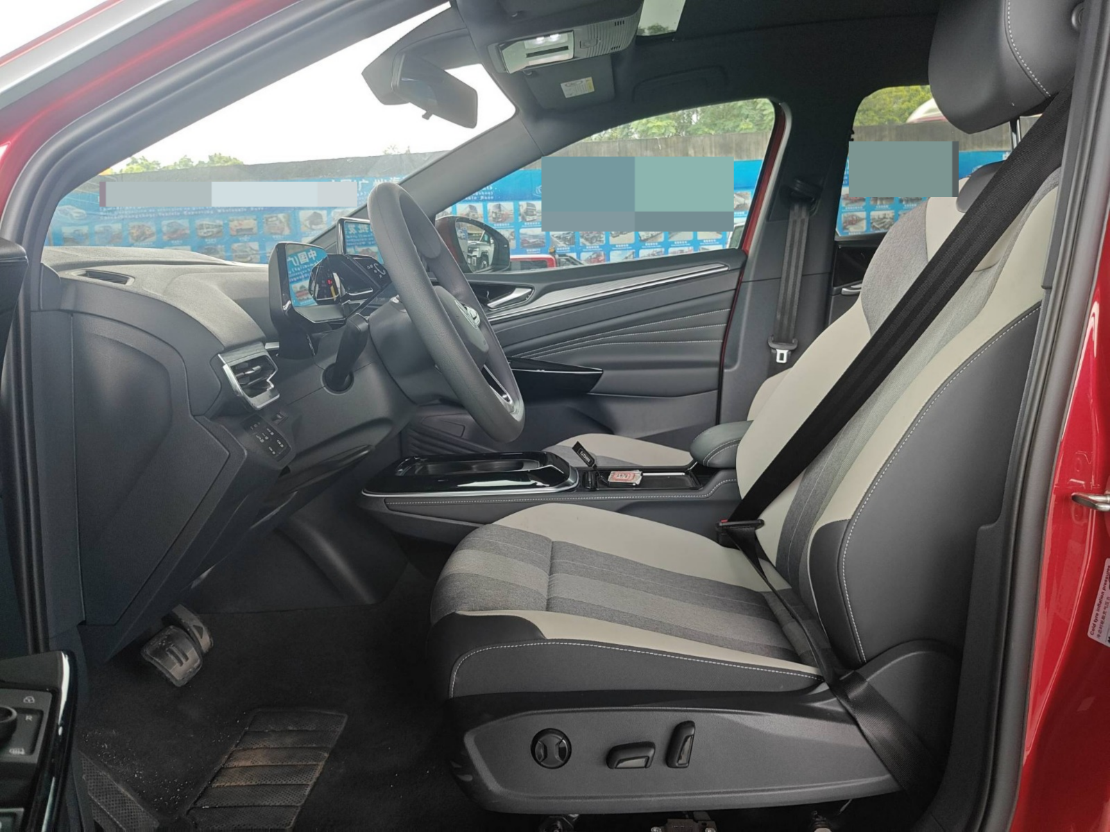 2021 Volkswagen ID.4 CROZZ Pure Standard Range — photo 5
