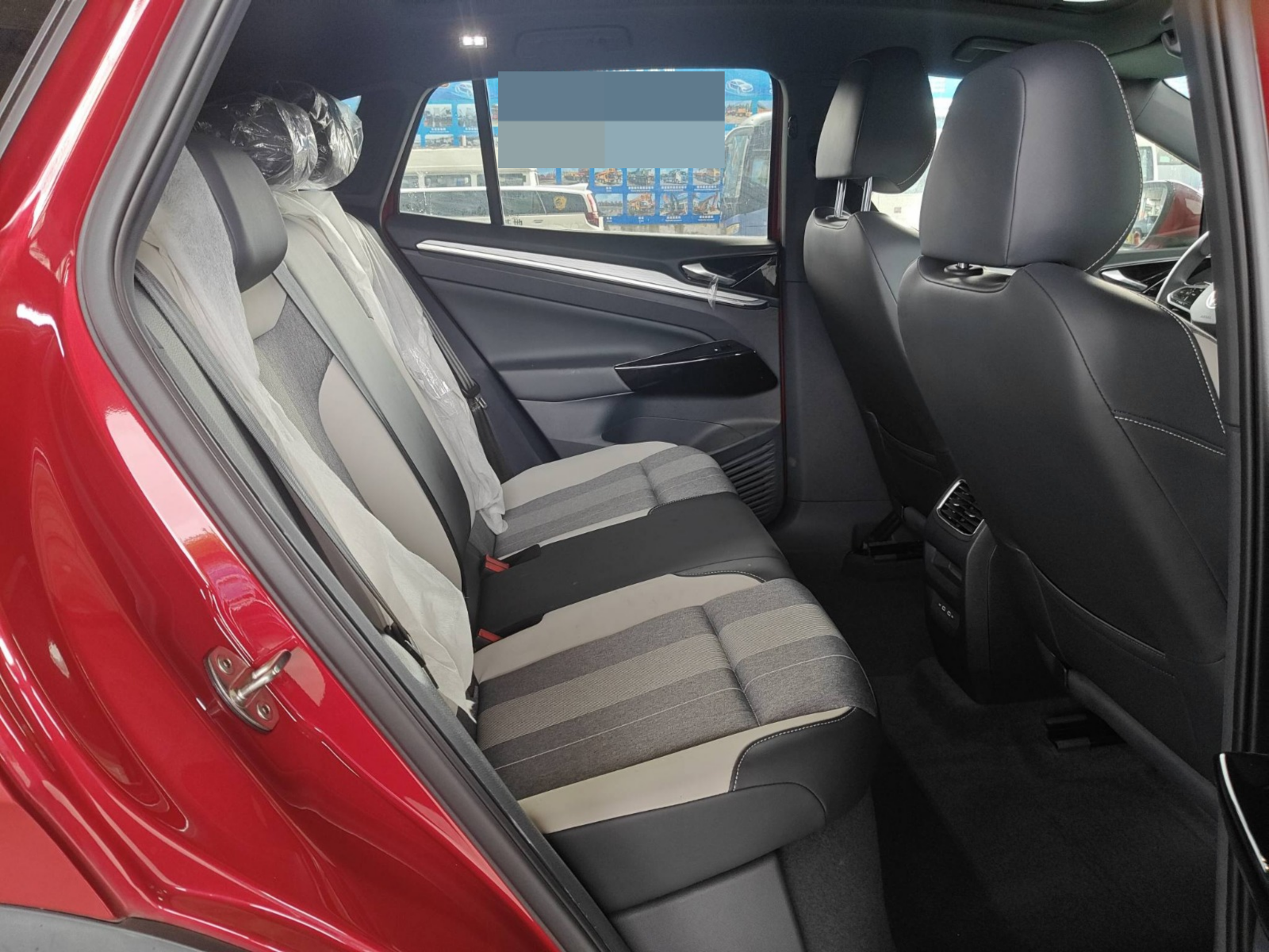 2021 Volkswagen ID.4 CROZZ Pure Standard Range — photo 6