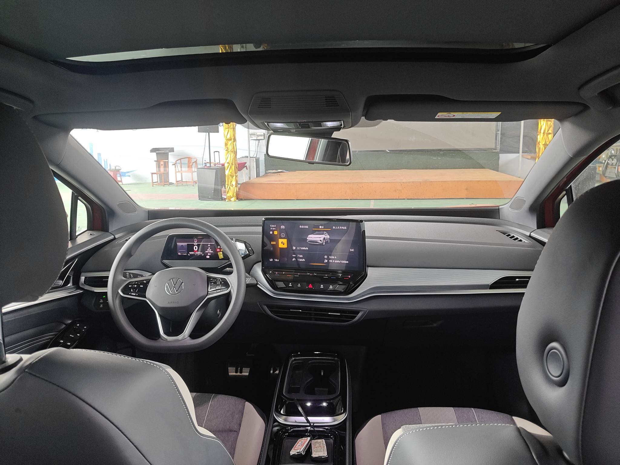 2021 Volkswagen ID.4 CROZZ Pure Standard Range — photo 12