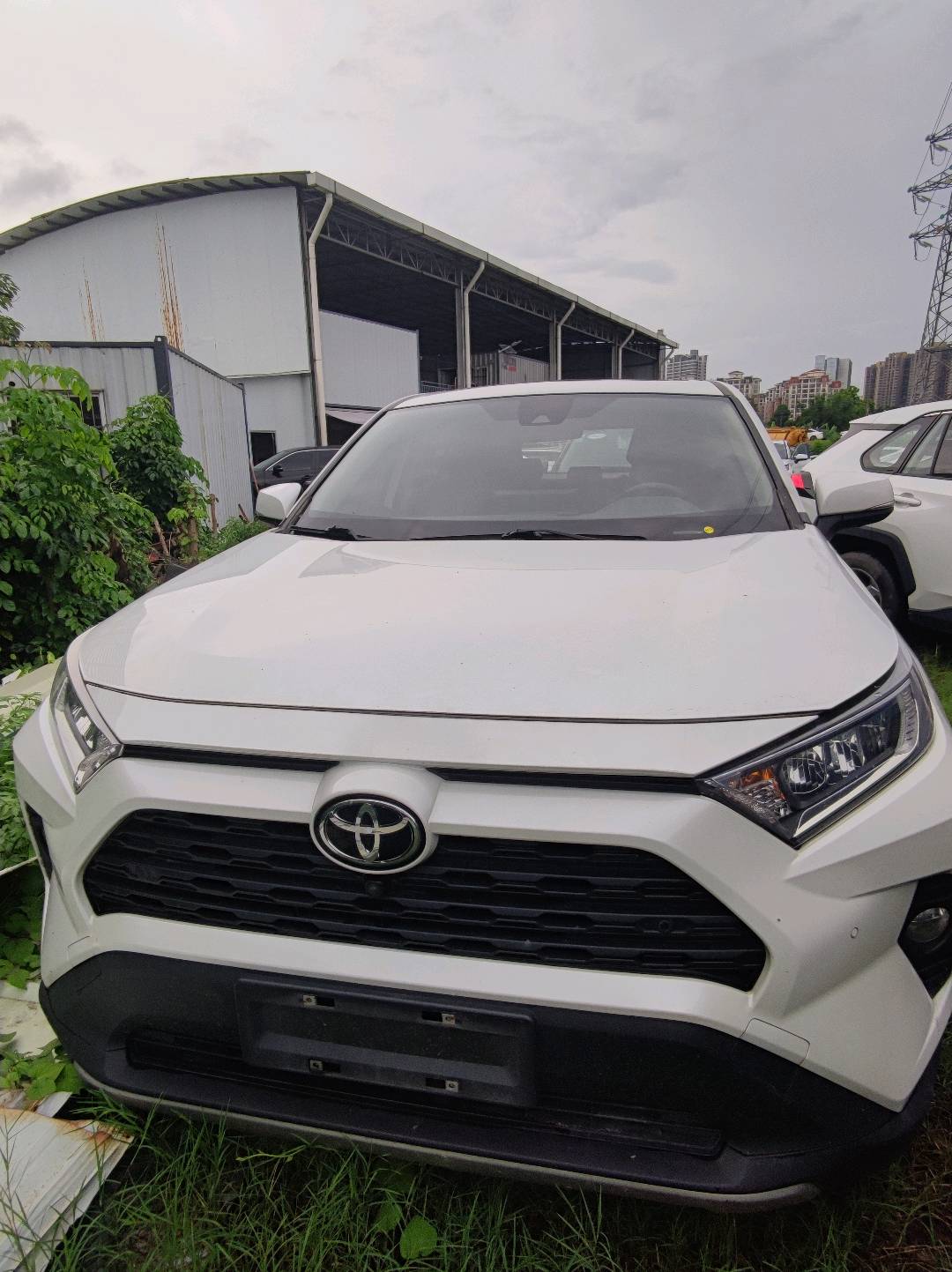 2023 Toyota RAV4 — photo 3