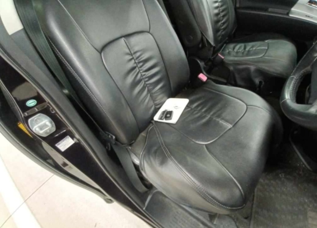 2013 Toyota Noah X Gｴﾃﾞｨｼｮﾝ — photo 5