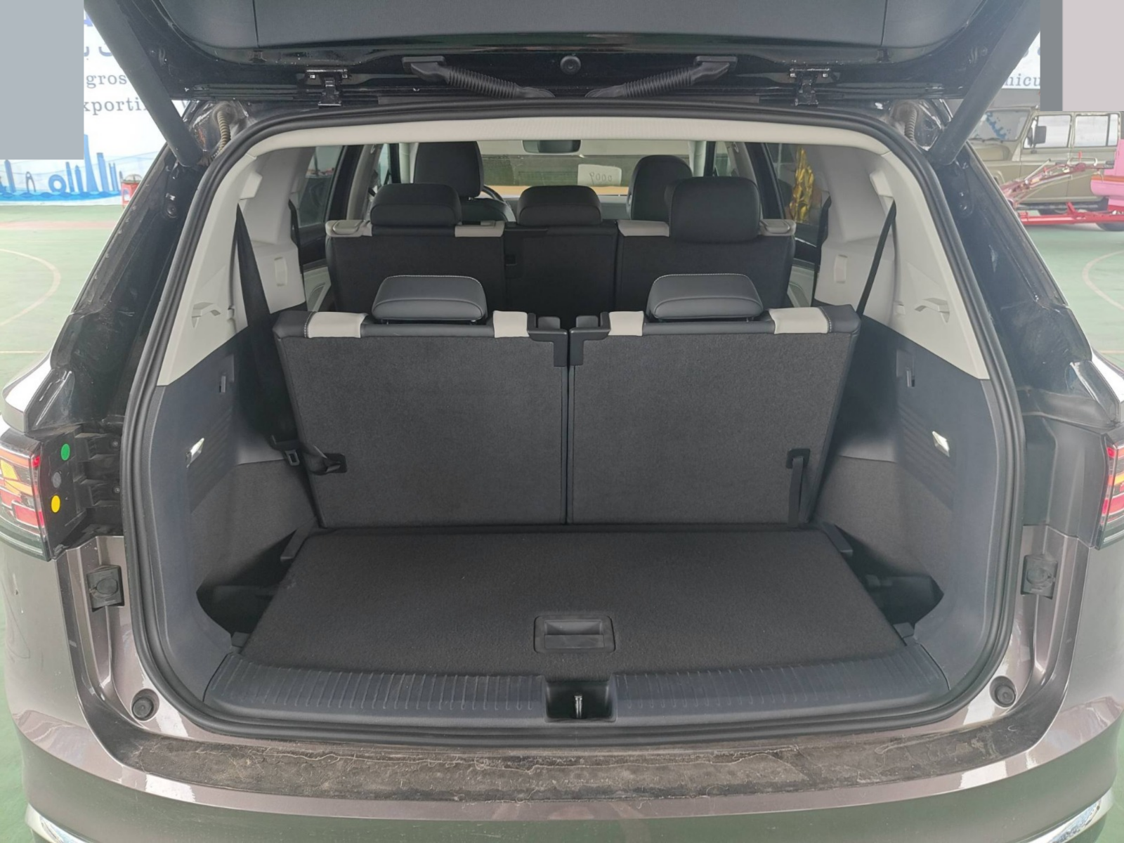 2021 Volkswagen ID.6 CROZZ Long Range PRO 565KM — photo 10