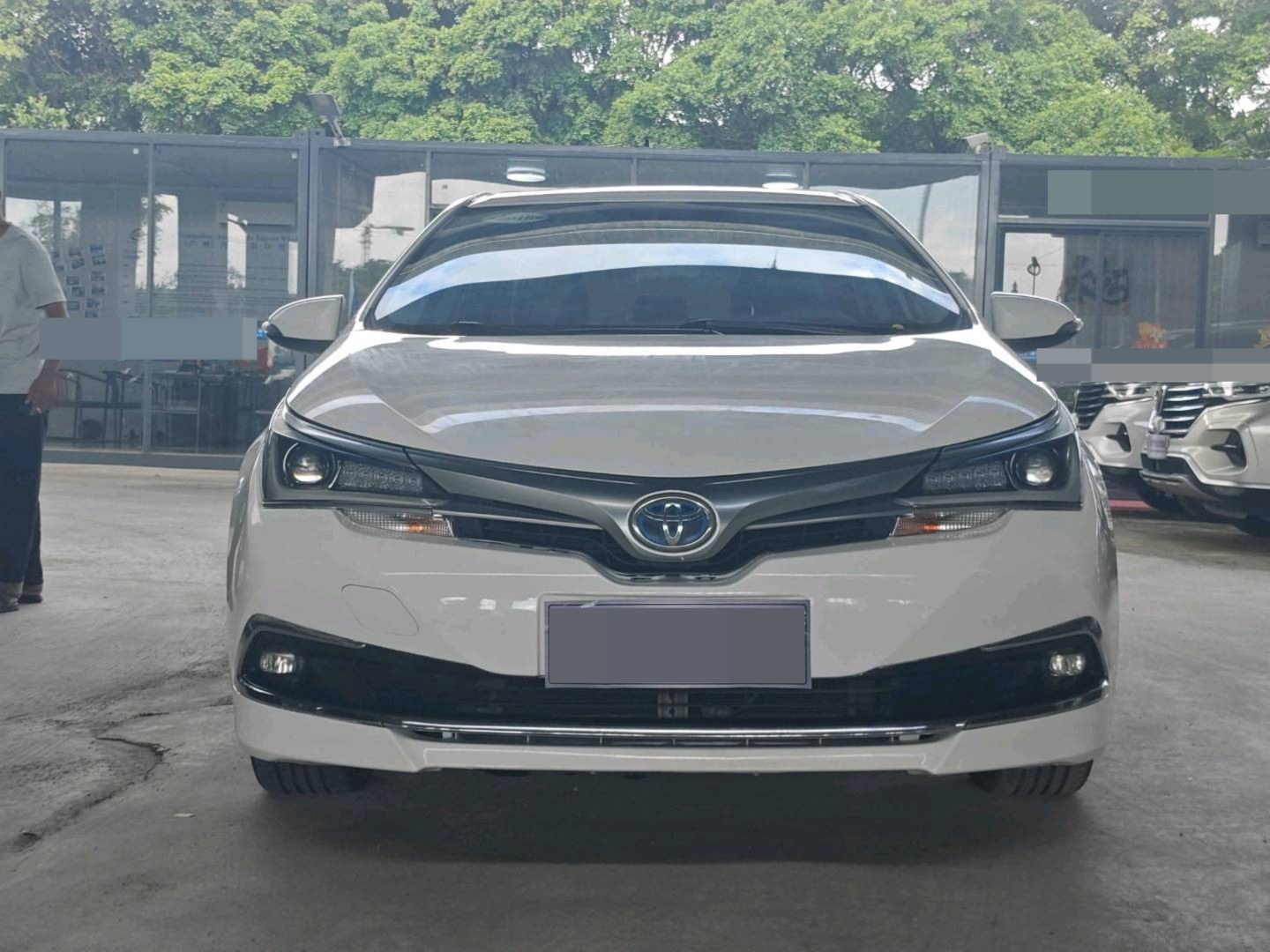 2018 Toyota Corolla Hybrid — photo 3