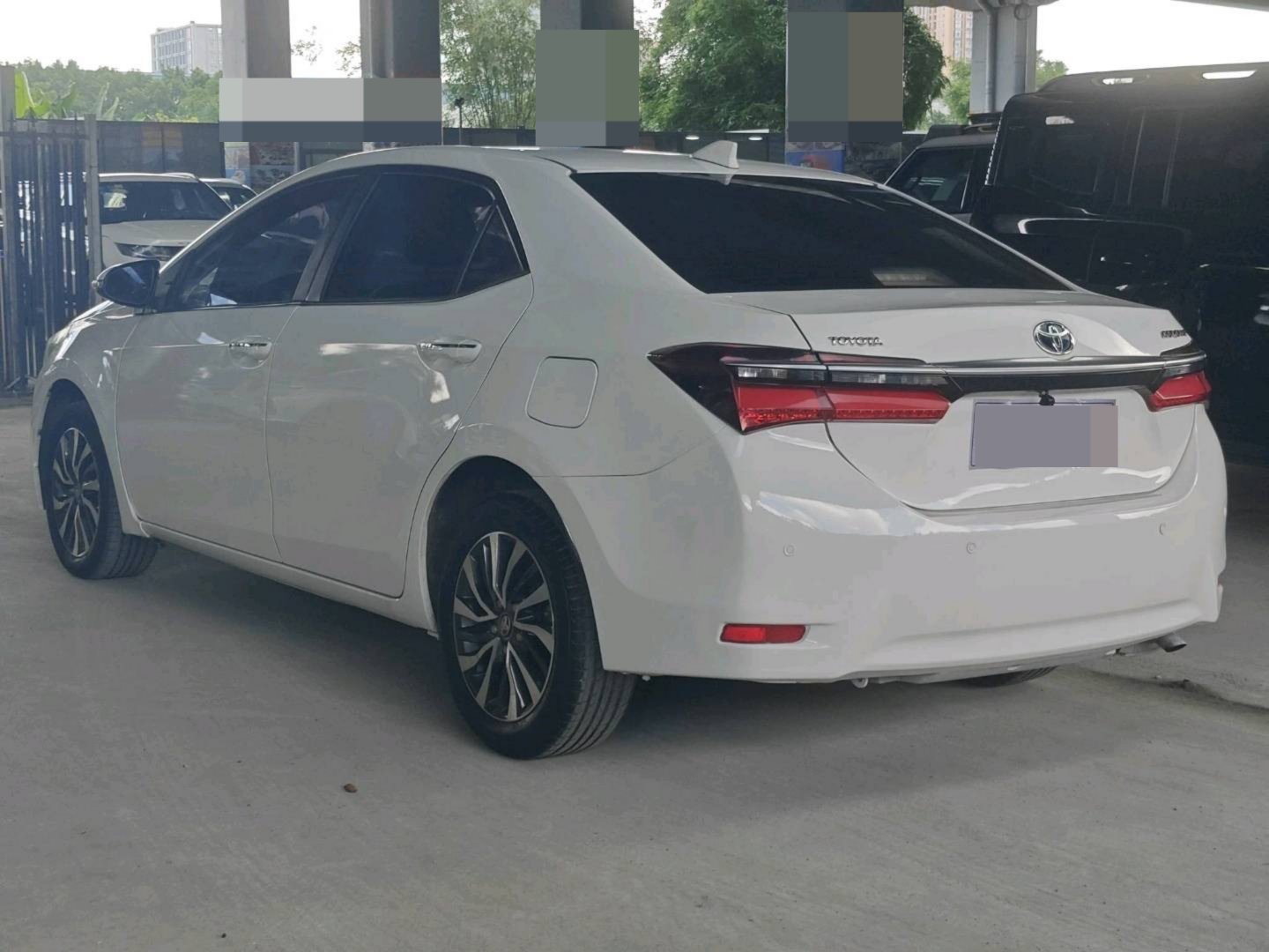 2018 Toyota Corolla Hybrid — photo 5