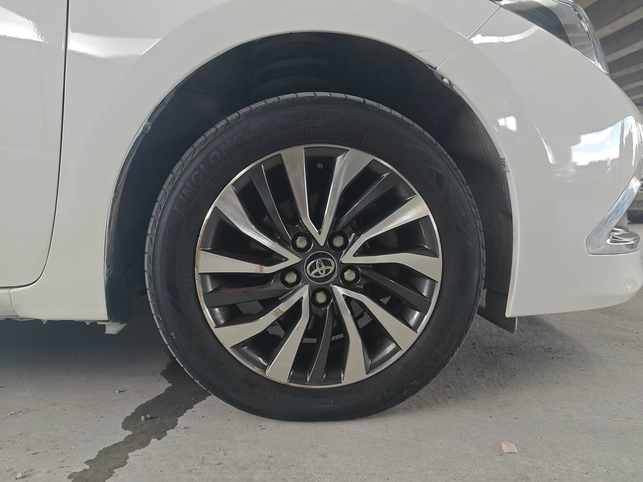 2019 Toyota Corolla Hybrid — photo 9