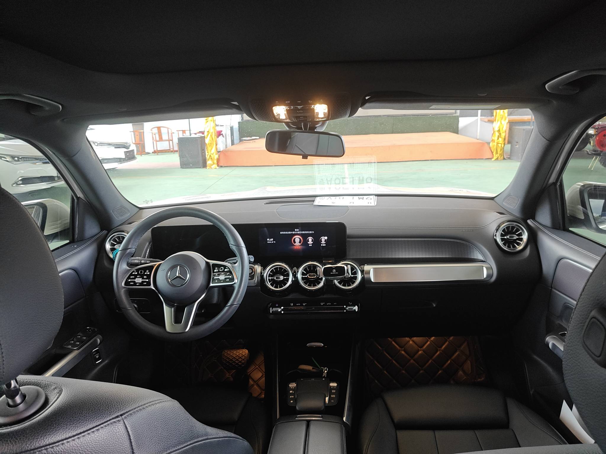 2021 Mercedes-Benz GLB Dynamic Edition — photo 3