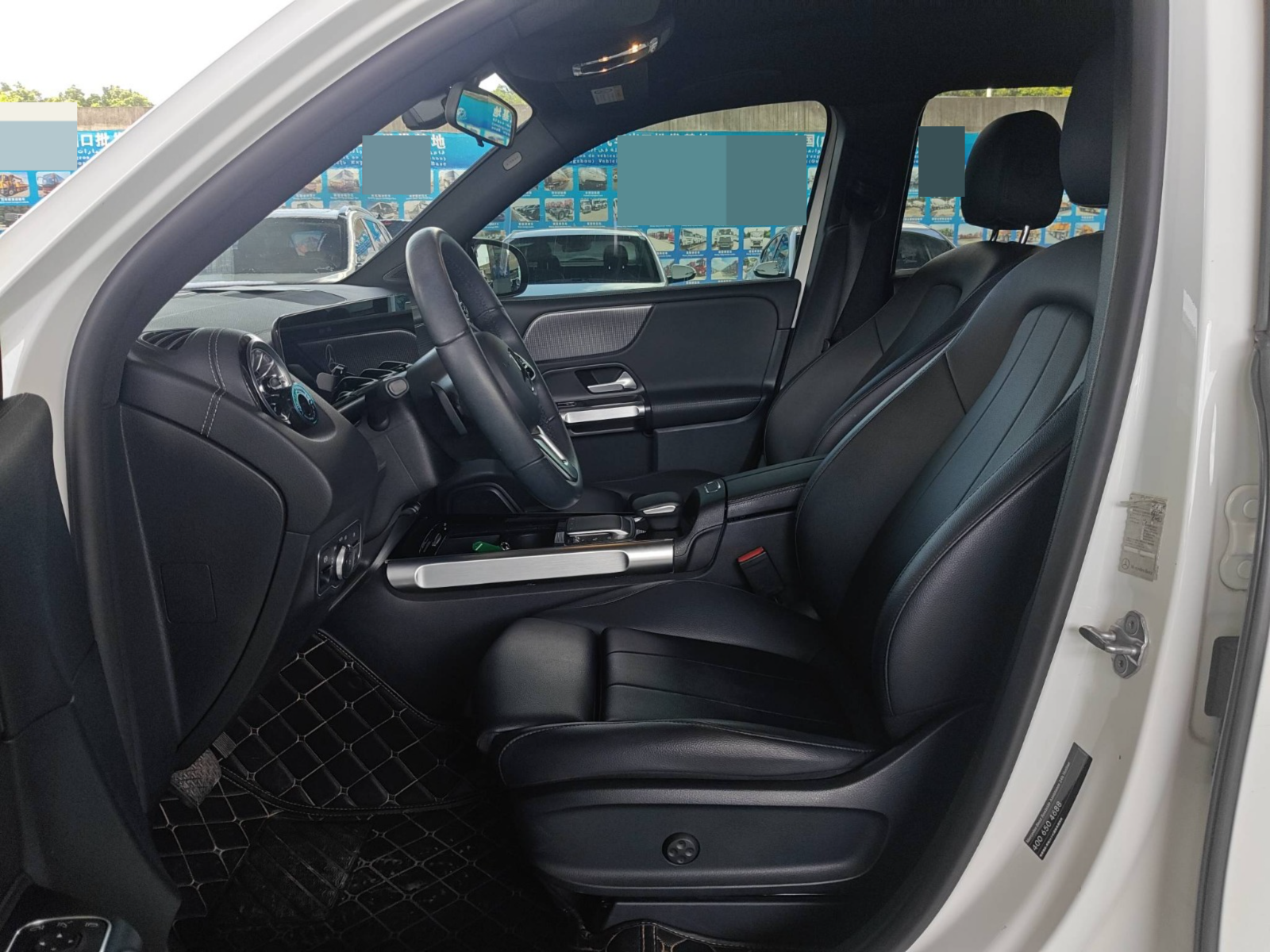2021 Mercedes-Benz GLB Dynamic Edition — photo 6