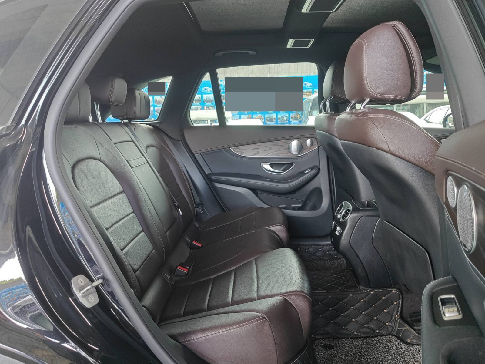 2020 Mercedes-Benz GLC 4MATIC Dynamic Edition — photo 7