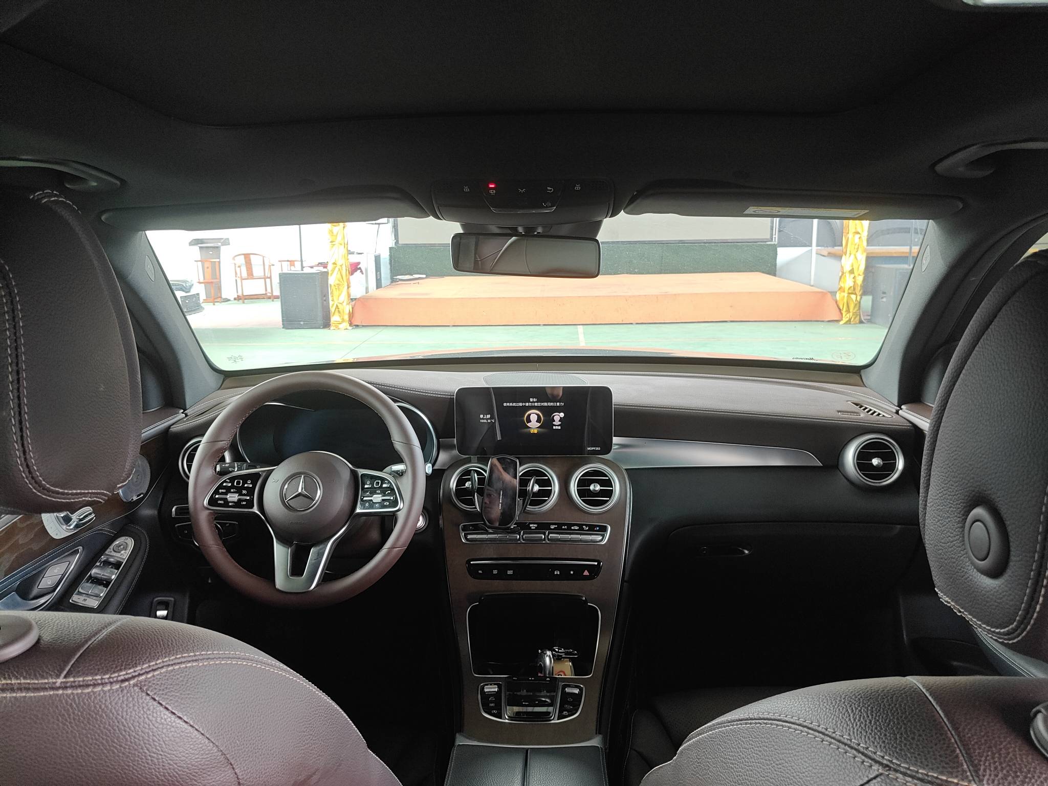 2020 Mercedes-Benz GLC 4MATIC Dynamic Edition — photo 12
