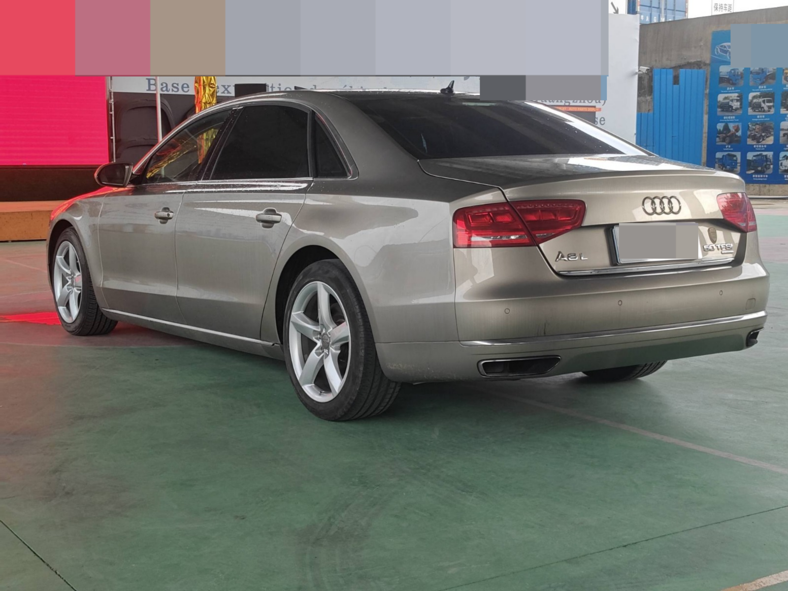 2013 Audi A8L quattro Luxury Edition — photo 9