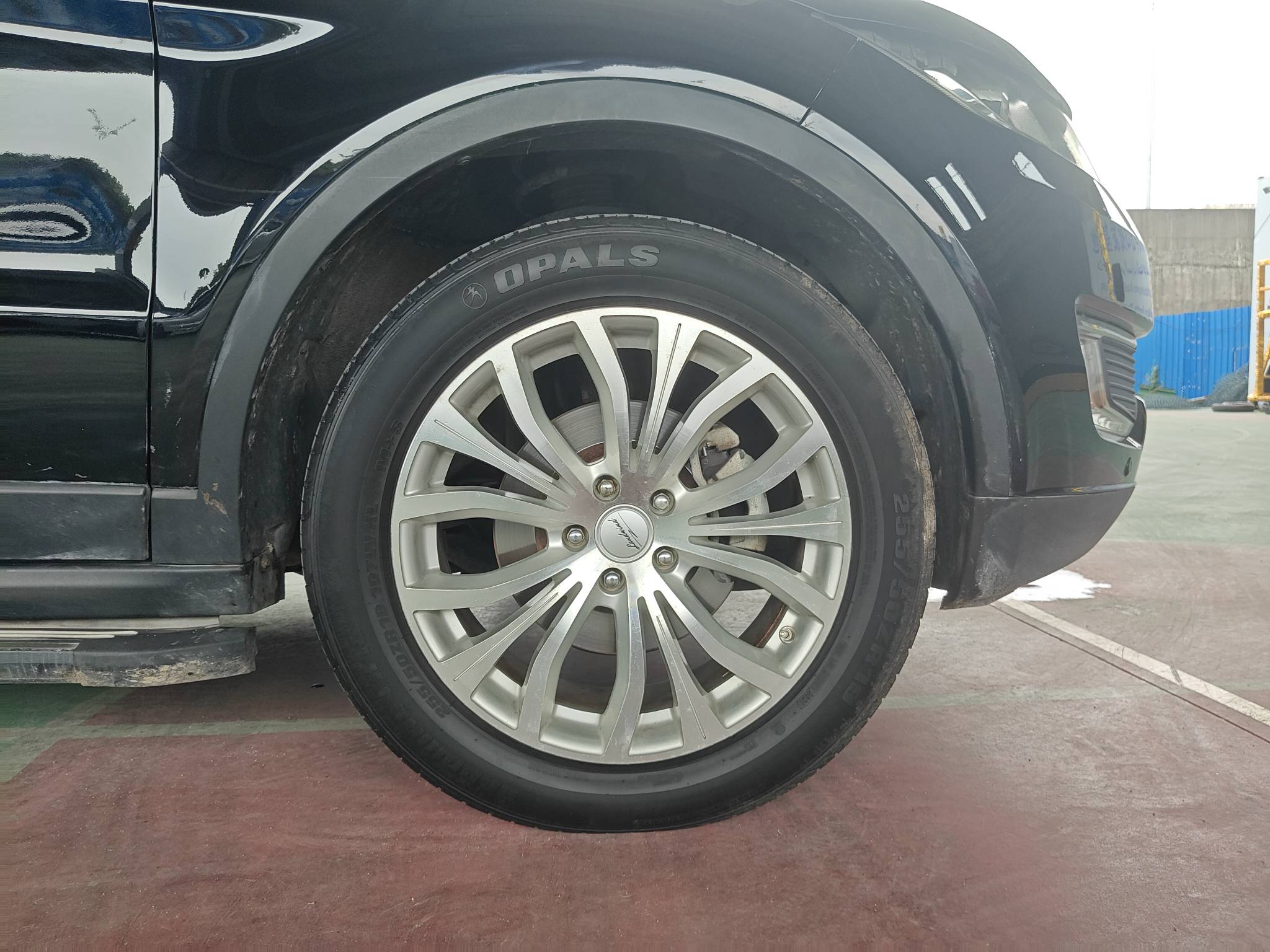 2016 Landwind X7 Panoramic Luxury Edition — photo 3