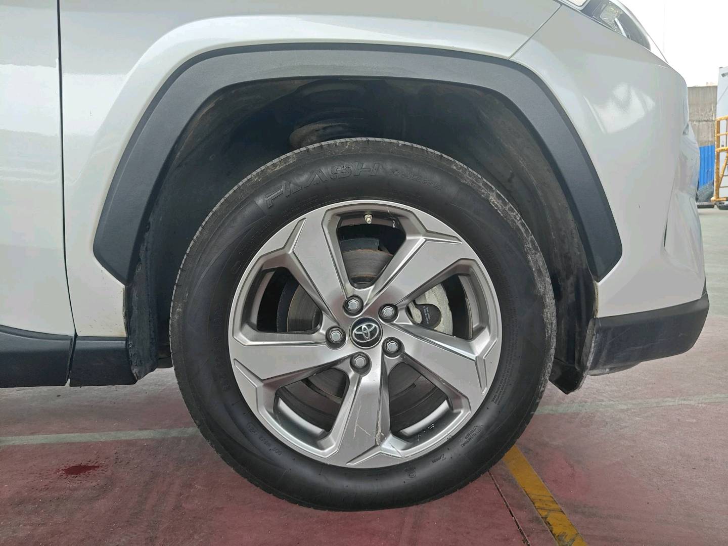 2023 Toyota RAV4 Fashion Edition — photo 12