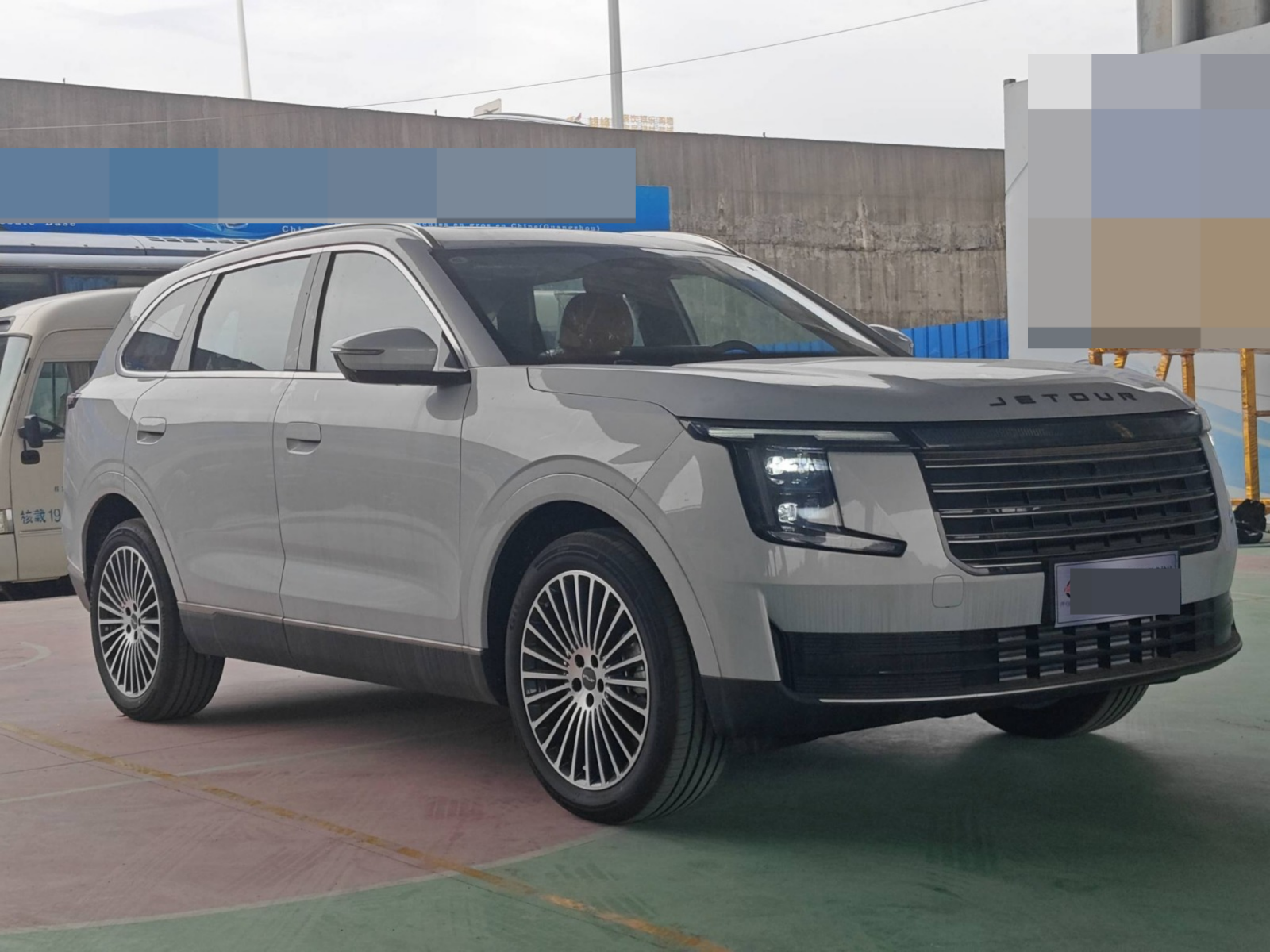 2025 Jetour X70L Flagship 7-Seater Edition