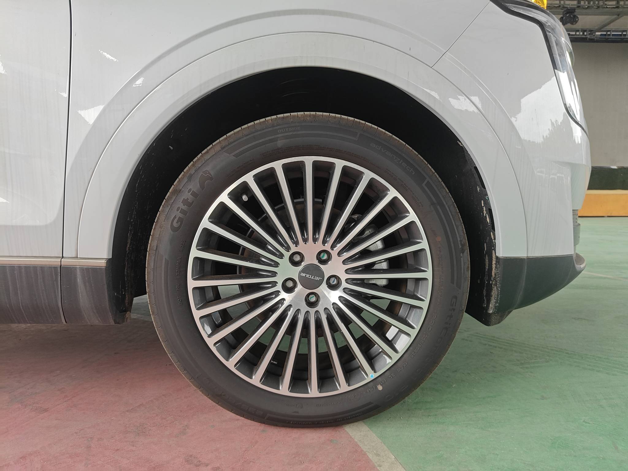 2025 Jetour X70L Flagship 7-Seater Edition — photo 2