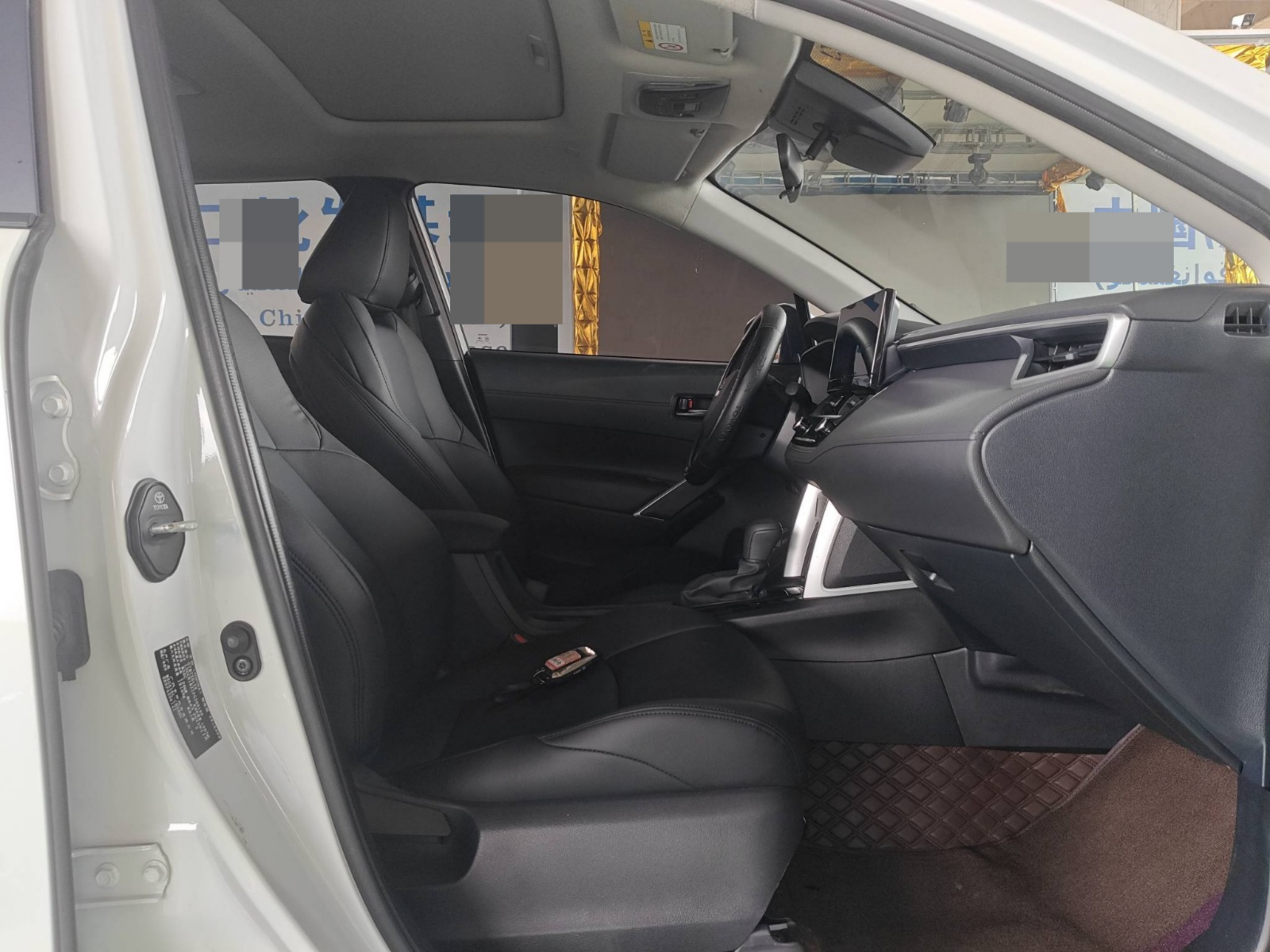 2024 Toyota Frontlander Luxury Edition — photo 4