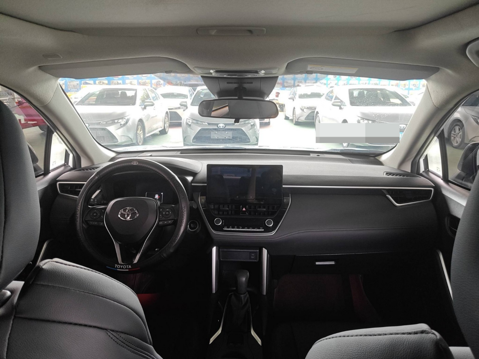 2024 Toyota Frontlander Luxury Edition — photo 6