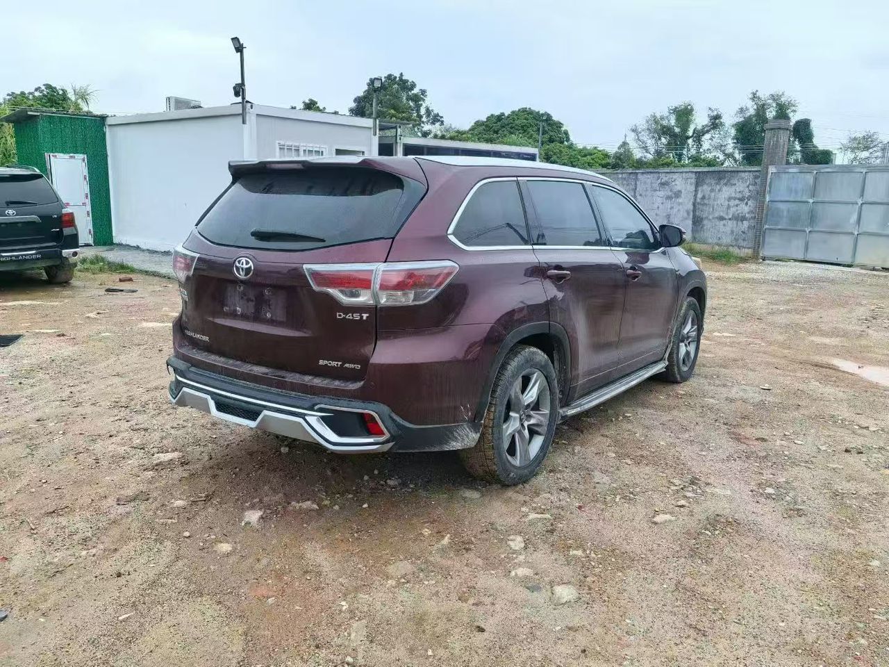 2017 TOYOTA HIGHLANDER LUXURY 2.0T — photo 3