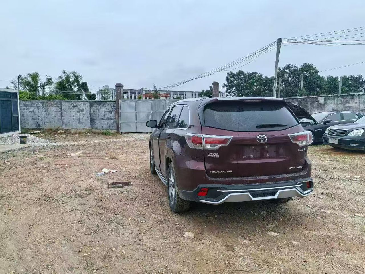 2017 TOYOTA HIGHLANDER LUXURY 2.0T — photo 6