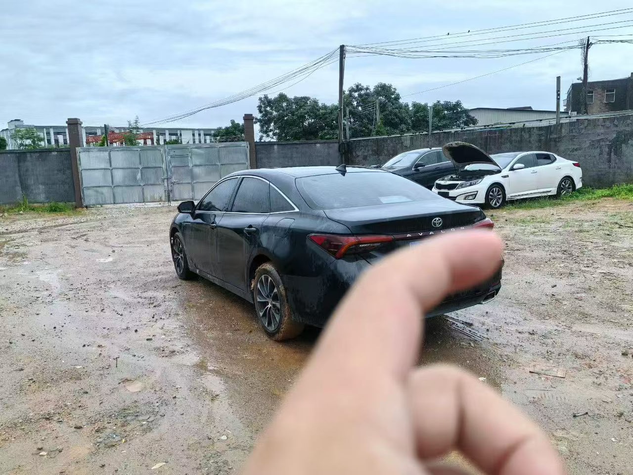 2023 Toyota Avalon 2.0L — photo 3