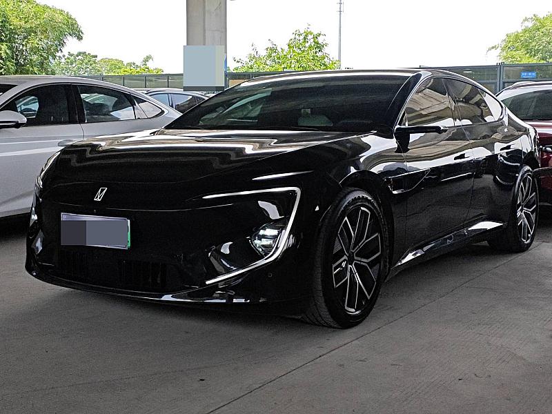 2024 Avatr 12
