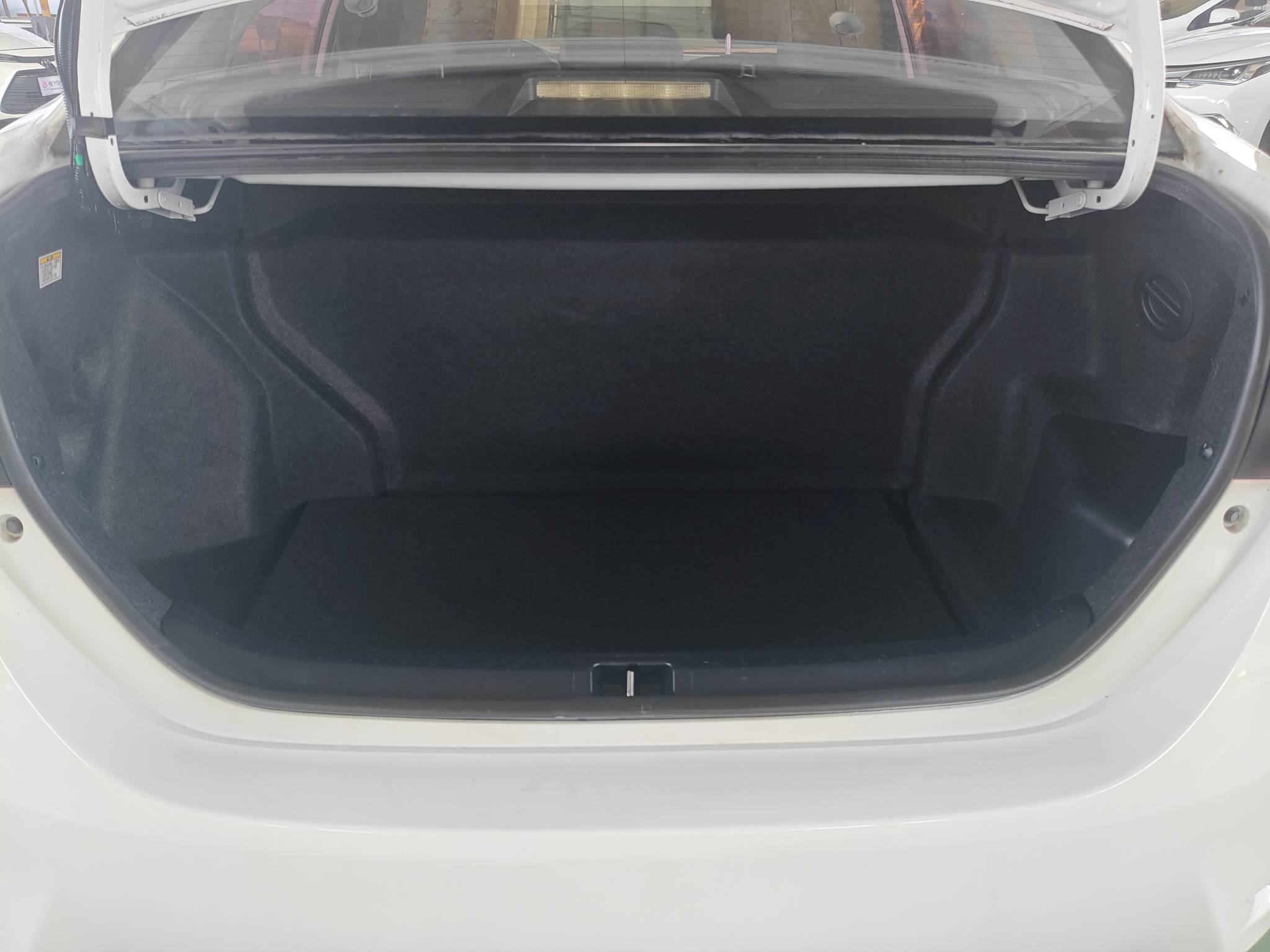 2021 Toyota Corolla Hybrid E+ — photo 12