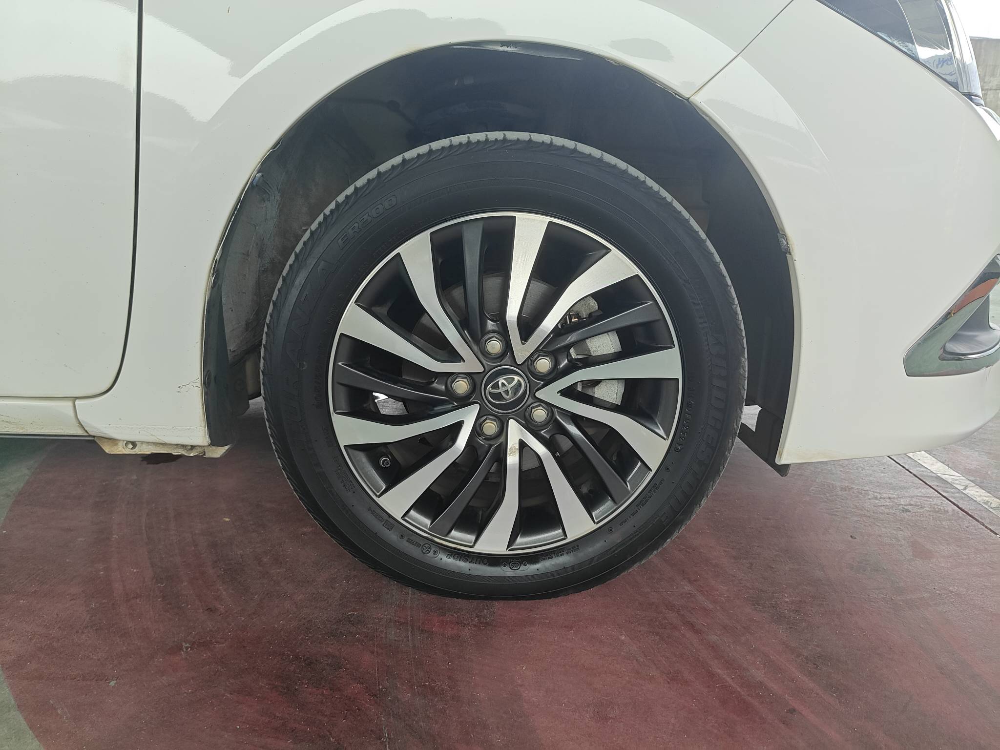 2021 Toyota Corolla Hybrid E+ — photo 2