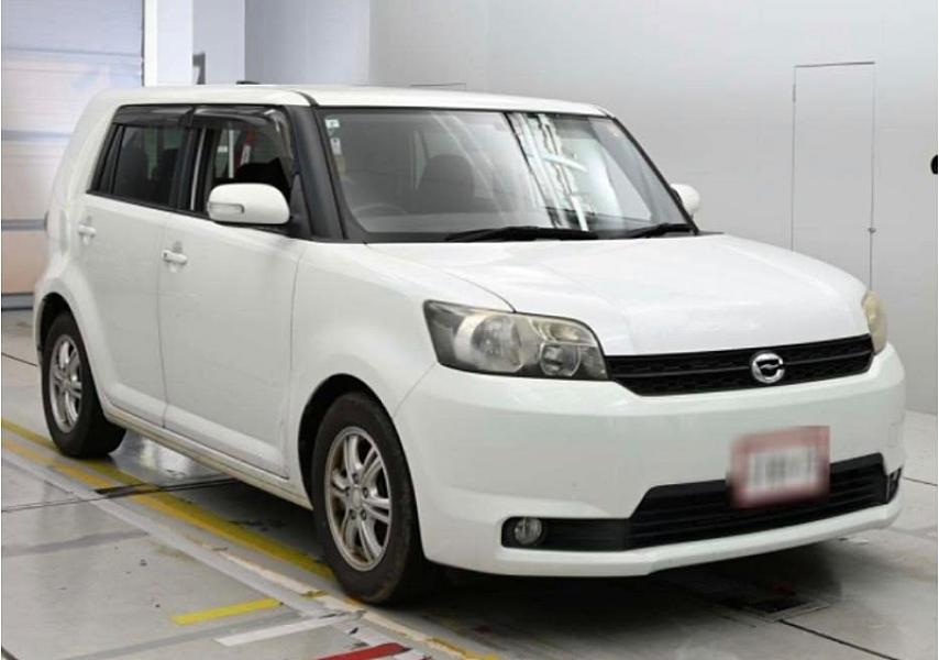 2013 Toyota Corolla Rumion