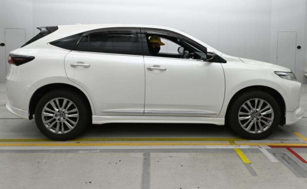 2017 Toyota Harrier  ﾌﾟﾚﾐｱﾑ — photo 4