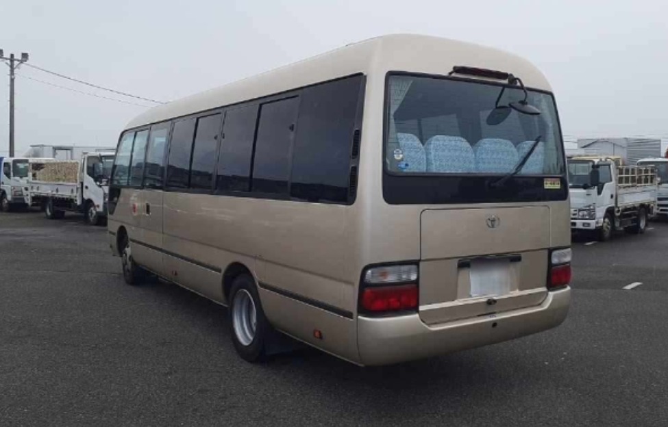 2016 Toyota Coaster — photo 5