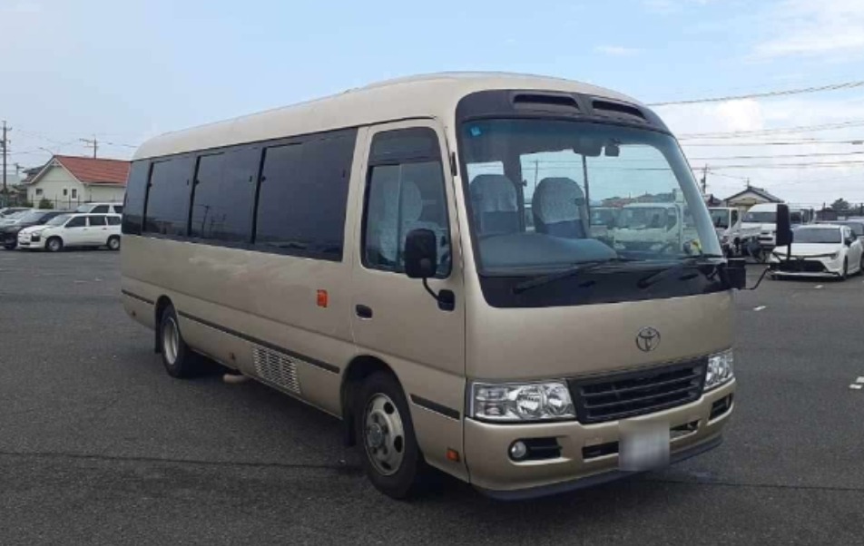 2016 Toyota Coaster — photo 6