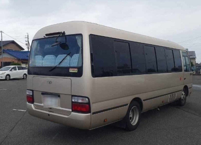 2016 Toyota Coaster — photo 10