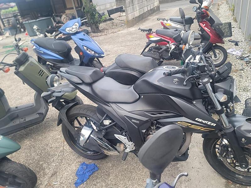 Suzuki GIXXER 250