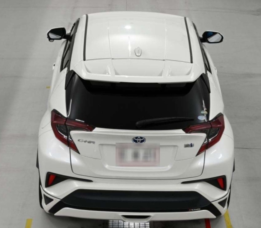 2018 Toyota C-HR G DAA-ZYX10 — photo 6