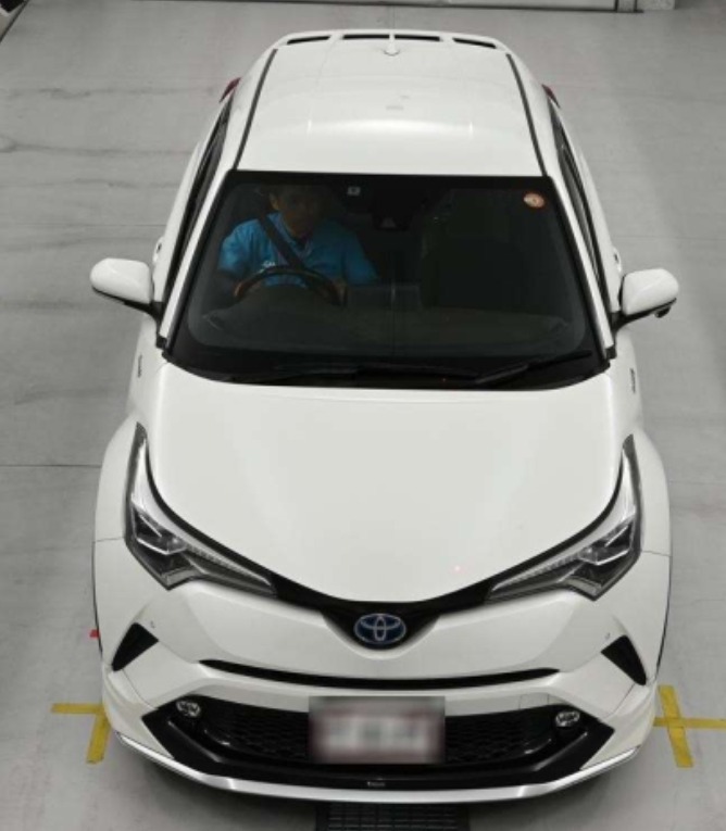 2018 Toyota C-HR G DAA-ZYX10 — photo 7