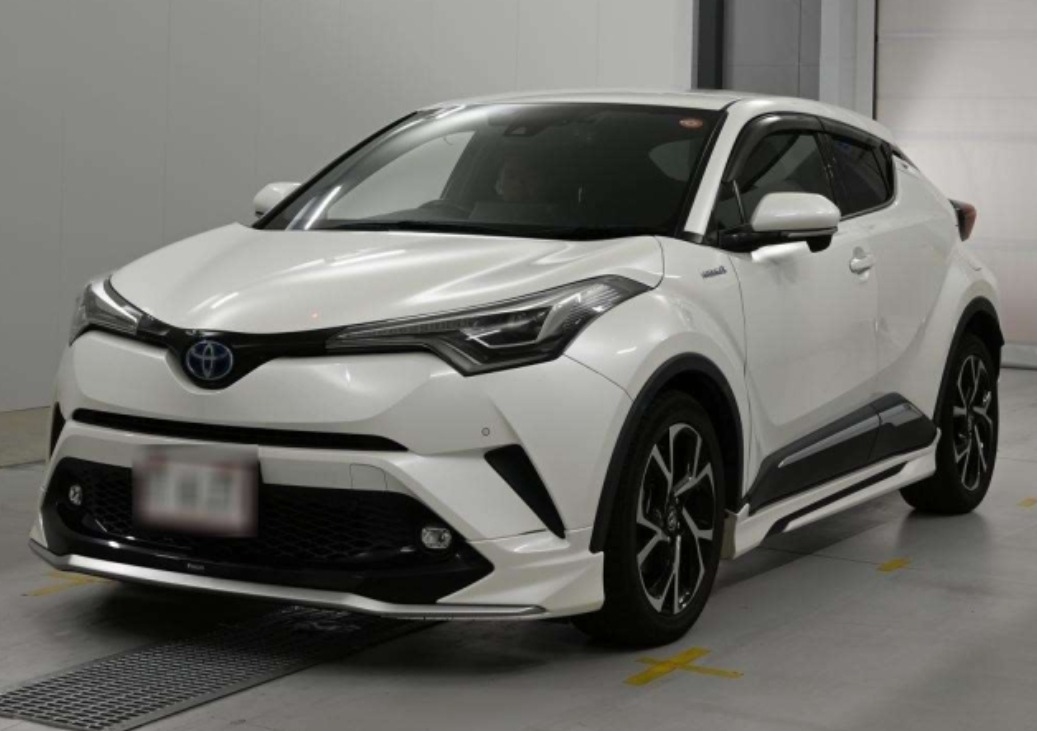 2018 Toyota C-HR G DAA-ZYX10 — photo 12