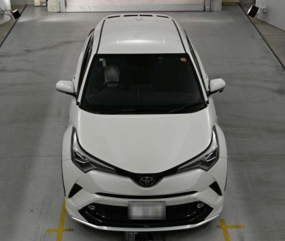 2018 Toyota C-HR S-DBA-NGX10 — photo 6