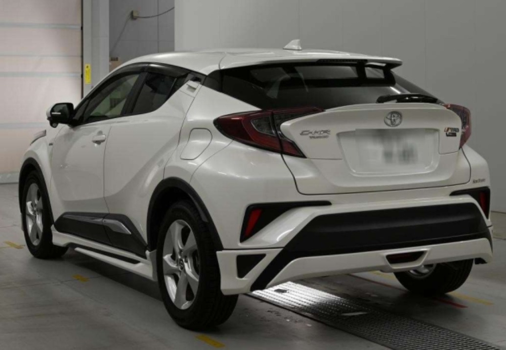 2018 Toyota C-HR S-DBA-NGX10 — photo 7