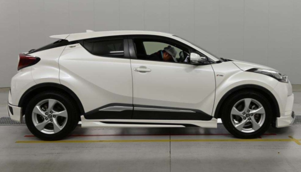 2018 Toyota C-HR S-DBA-NGX10 — photo 10