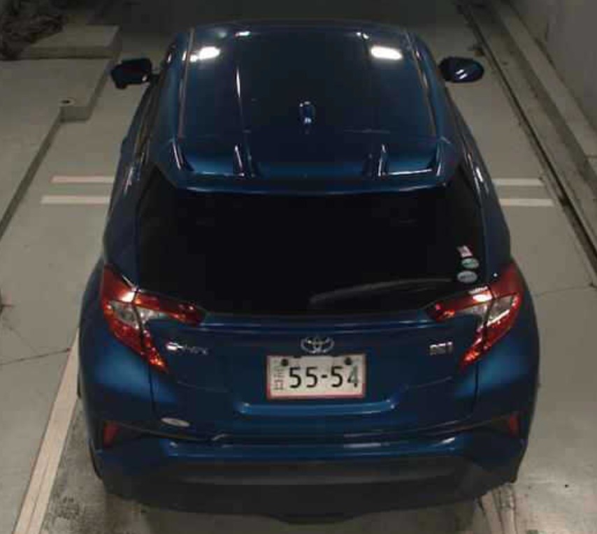 2017 Toyota C-HR ZYX10-2087035 — photo 9