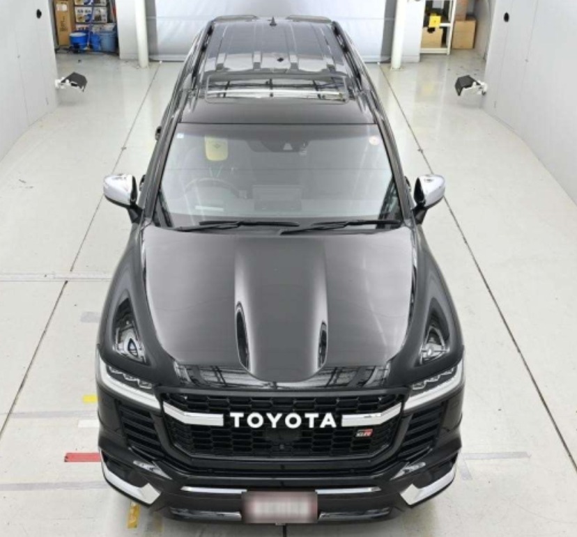 2023 Toyota Land Cruiser Wagon ZX 4WD — photo 7