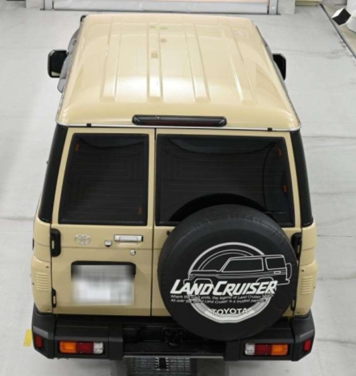 2024 Toyota Land Cruiser Wagon AX 4WD — photo 6