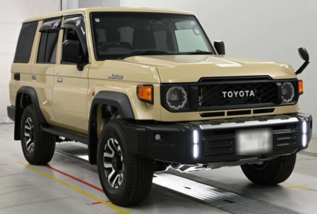 2024 Toyota Land Cruiser Wagon AX 4WD — photo 9