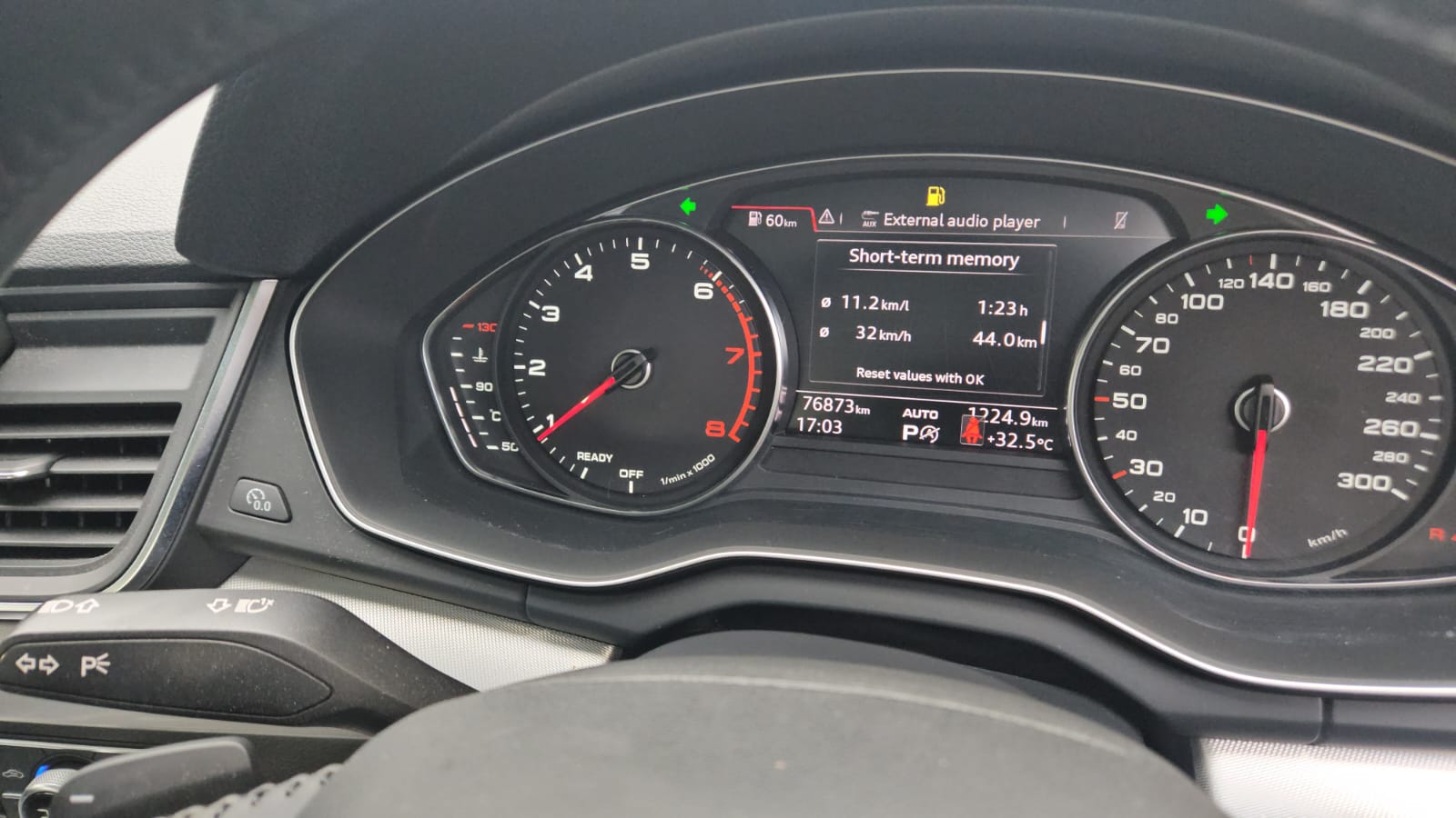2017 Audi Q5 45 TFSI Quattro S line — photo 3