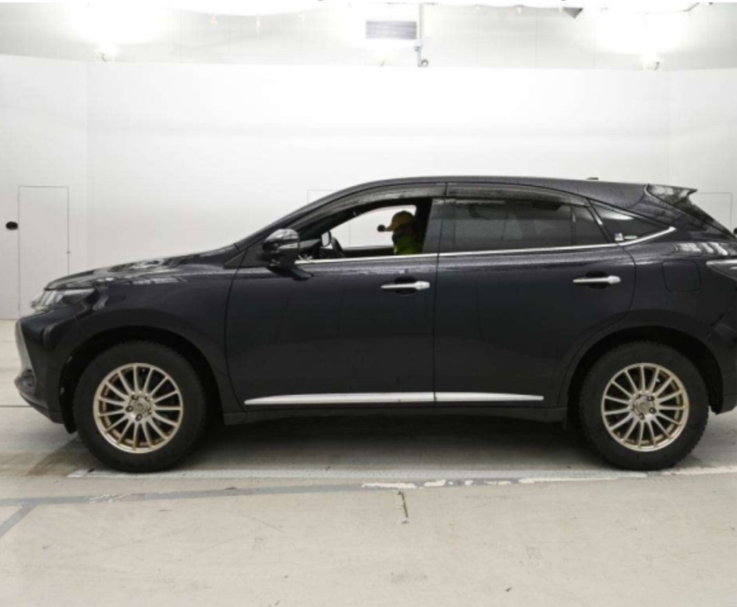 2015 TOYOTA HARRIER 2000 — photo 2