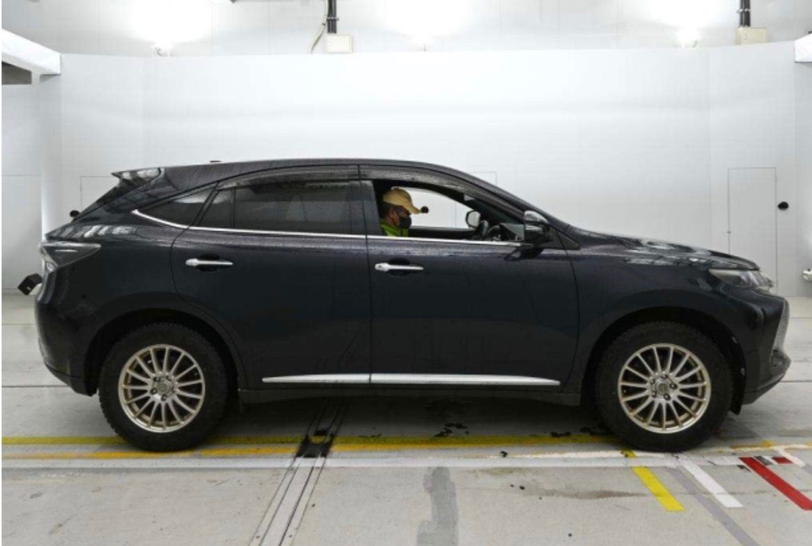 2015 TOYOTA HARRIER 2000 — photo 3