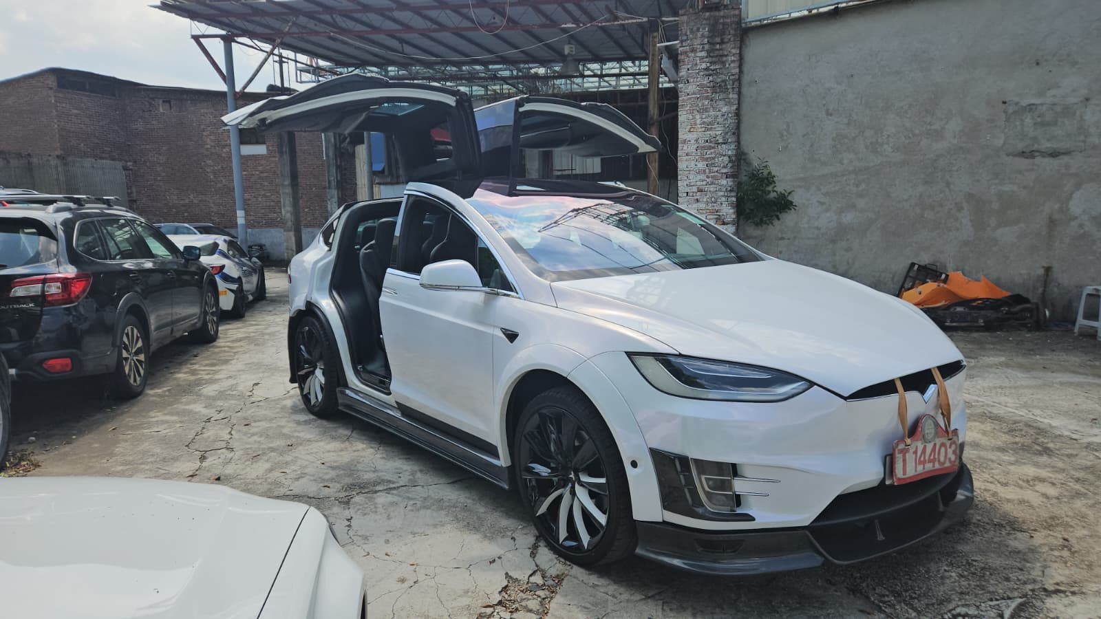 2017 Tesla Model X90D — photo 5
