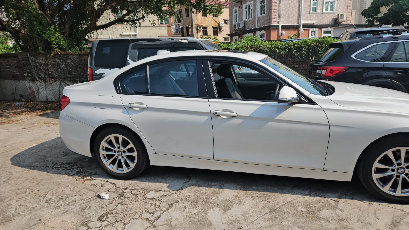 2016 BMW 316i — photo 4